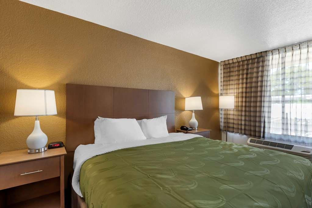 Quality Inn Saint Petersburg North-Tampa Bay Стая снимка